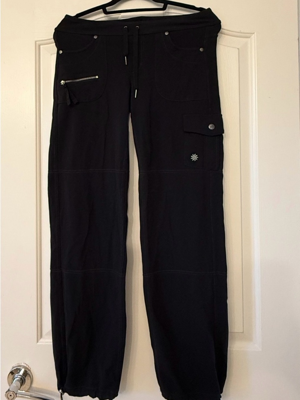 Athleta Black Cargo Jogger Sweatpants with Zip Pocket